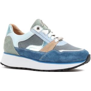 Footnotes 31.007 Sneakers