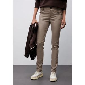 Street One Dames Slim Fit gecoate broek in Bruin, in size: 32