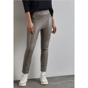 Street One Dames Broek met coating in Bruin, in size: 32