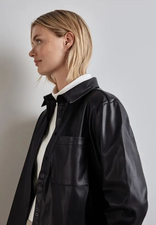 Street One - A345066 - Damesblouse - Deep Tint Blue - Lederlook