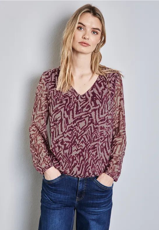 Street One - Chiffon Blouse - Rood - Met Plooien en V-halslijn