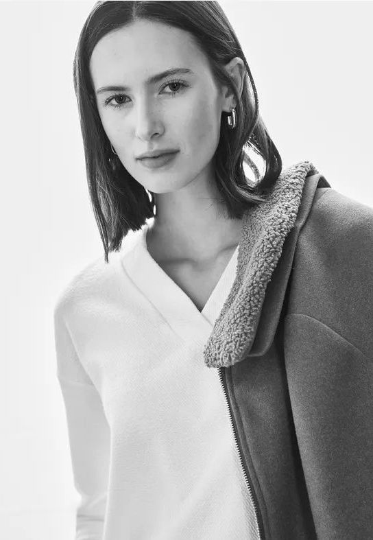 Street One - A322236 - T-shirt - Gebroken Wit - V-hals - 3/4 Mouwen - Katoenmix