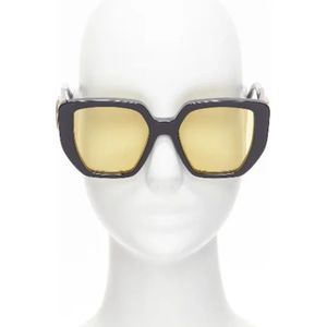 Gucci Vintage, Pre-owned, Dames, Zwart, ONE Size, Pre-owned Acetate sunglasses