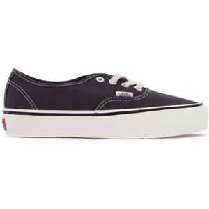 Vans, Schoenen, Dames, Zwart, 37 1/2 EU, Canvas Sneakers met Metalen Eyelets