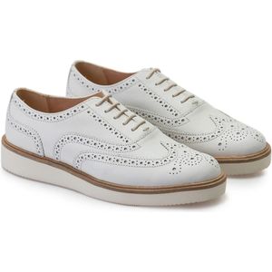 Clarks, Schoenen, Dames, Wit, 37 EU, Leer, Witte Brogue Damesschoenen