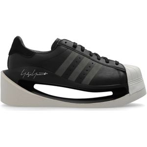 Y-3, Schoenen, Dames, Zwart, 39 EU, Leer, Sportschoenen 'Gendo Superstar'