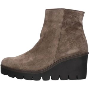 Gabor, Schoenen, Dames, Bruin, 42 1/2 EU, Suède, Taupe Suède Sleehak Enkellaarzen