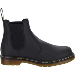 Dr. Martens, Schoenen, Dames, Zwart, 43 EU, Leer, Zwarte Chelsea Boots van korrelig leer