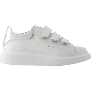 Alexander McQueen, Schoenen, Dames, Wit, 38 1/2 EU, Katoen, Witte/Zilveren Leren Oversized Sneakers