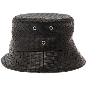 Bottega Veneta, Accessoires, Heren, Zwart, M, Zwarte leren bucket hoed Intreccio motief