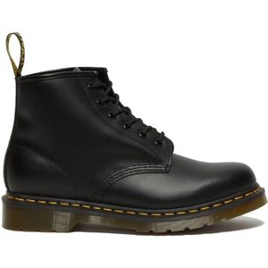 Dr. Martens, 101 Gladde Laarzen - Klassieke Docs met Gele Stiksels Zwart, Heren, Maat:44 EU