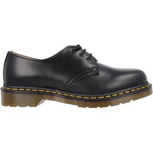 Dr. Martens, Schoenen, Heren, Zwart, 39 EU, Leer, Klassieke zwarte leren veterschoenen