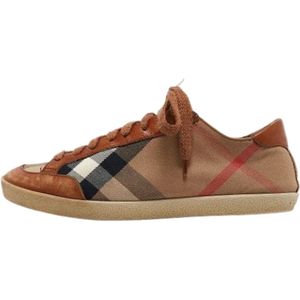 Burberry Vintage, Pre-owned, Dames, Bruin, 37 EU, Pre-owned Canvas sneakers
