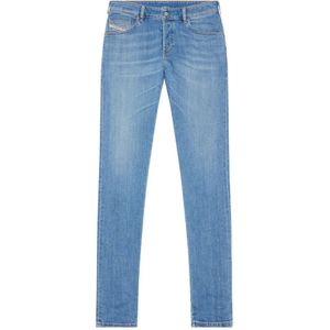 Diesel, Jeans, Heren, Blauw, W33 L34, Katoen, Slim-fit Jeans met Tapered Pijpen en Mid-rise Taille