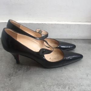 Christian Louboutin Pre-owned, Pre-owned, Dames, Zwart, 36 EU, Tweedehands leren hakken