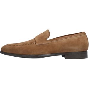 Magnanni, Schoenen, Heren, Beige, 41 1/2 EU, Suède, Beige Loafer met Klassiek Ontwerp