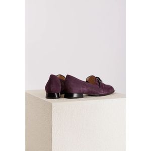 Hassia, Schoenen, Dames, Paars, 38 1/2 EU, Suède, Paarse Suède Loafers met Kettingdetail