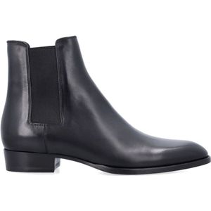 Saint Laurent, Schoenen, Heren, Zwart, 43 EU, Leer, Zwarte Gesloten Chelsea Laarzen Aw 24