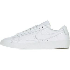 Nike, Blazer Low LE Dames Sneaker Wit, Dames, Maat:36 EU