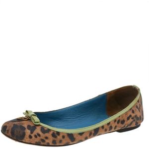 Dolce & Gabbana Pre-owned, Pre-owned, Dames, Bruin, 40 EU, Leer, Pre-owned Coated canvas flats