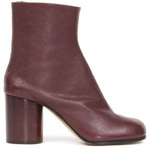 Maison Margiela, Schoenen, Dames, Rood, 40 EU, Stijlvolle Enkellaars voor Vrouwen