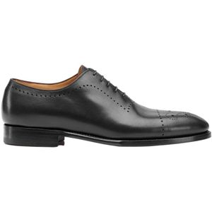 Kiton, Handgemaakte kalfsleren Oxford schoenen Zwart, Heren, Maat:41 1/2 EU