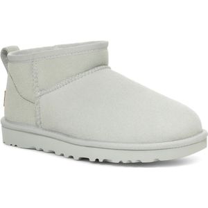 Ugg, Schoenen, Dames, Wit, 38 EU, Klassieke Ultra Mini Laarzen