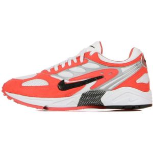 Nike, Lage Air Ghost Racer Track Schoenen Rood, Heren, Maat:41 EU