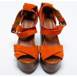 Ralph Lauren Pre-owned, Pre-owned, Dames, Oranje, 37 EU, Suède, Pre-owned Suede sandals