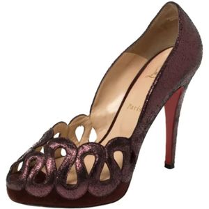 Christian Louboutin Pre-owned, Pre-owned Fabric heels Rood, Dames, Maat:38 EU