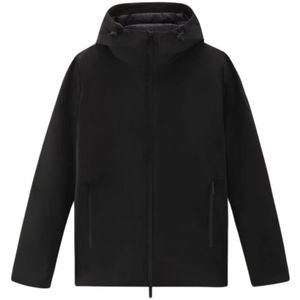 Woolrich, Zwarte Tech Softshell Jas met Verstelbare Capuchon Zwart, Heren, Maat:L