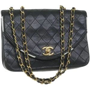 Chanel Vintage, Pre-owned, Dames, Zwart, ONE Size, Tweedehands leren schoudertassen