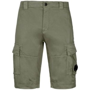 C.p. Company, Stretch Sateen Cargo Shorts met Lens Detail Groen, Heren, Maat:L