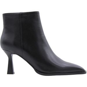 Lola Cruz, Schoenen, Dames, Zwart, 40 EU, Stijlvolle enkellaars voor november