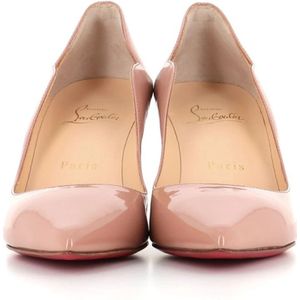 Christian Louboutin, Schoenen, Dames, Roze, 38 EU, Nude Lakleren Hakken