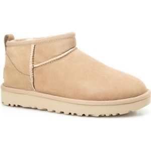 Ugg, Schoenen, Dames, Beige, 40 EU, Klassieke Ultra Mini Winterlaarzen