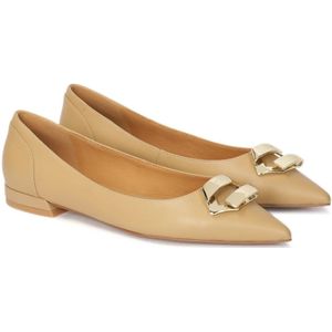 Kazar, Schoenen, Dames, Bruin, 39 EU, Leer, Comfortabele pumps met metalen versiering in gouden kleur