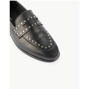 Maison Toufet, Schoenen, Dames, Zwart, 36 EU, Leer, Handgemaakte Leren Mocassins met Zilveren Studs