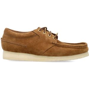 Clarks, Schoenen, Heren, Bruin, 41 1/2 EU, Leer, Gesloten Suede Bootschoenen