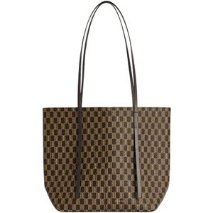 By Malene Birger, Tassen, Dames, Bruin, ONE Size, Leer, Monogram Print Schoudertas Abilsos Accessoires