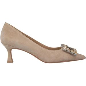 Alma EN Pena, Schoenen, Dames, Beige, 42 EU, Leer, Vierkante Strass Broche Hak Schoen