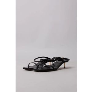 Nanushka, Schoenen, Dames, Zwart, 37 EU, Flat Sandalen