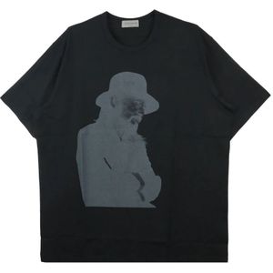 Yohji Yamamoto, Tops, Heren, Zwart, L, Katoen, Zwart Grafisch Print Katoenen T-shirt