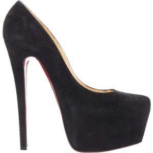 Christian Louboutin Pre-owned, Pre-owned, Dames, Zwart, 38 EU, Suède, Pre-owned Suede heels