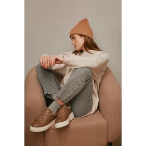 Estro, Schoenen, Dames, Bruin, 37 EU, Suède, Dames Bruin Leren & Bont Lage Sneakers voor de Winter Er 00112116