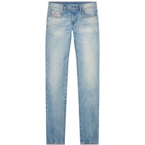 Diesel, Jeans, Heren, Blauw, W34 L32, Katoen, Slim Fit Jeans met Schone Constructie en Essentiële Details