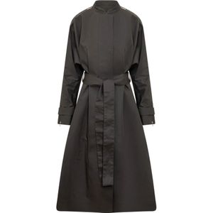 Salvatore Ferragamo, Waterdichte Trenchcoats Zwart, Dames, Maat:S