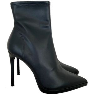 Steve Madden, Schoenen, Dames, Zwart, 40 EU, Zwarte Laarzen - Klassieke Stijl