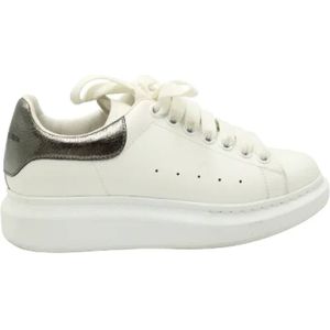 Alexander McQueen Pre-owned, Pre-owned, Dames, Wit, 38 EU, Leer, Pre-owned Leather sneakers