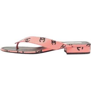 Chanel Vintage, Pre-owned, Dames, Roze, 40 EU, Pre-owned Leather sandals
